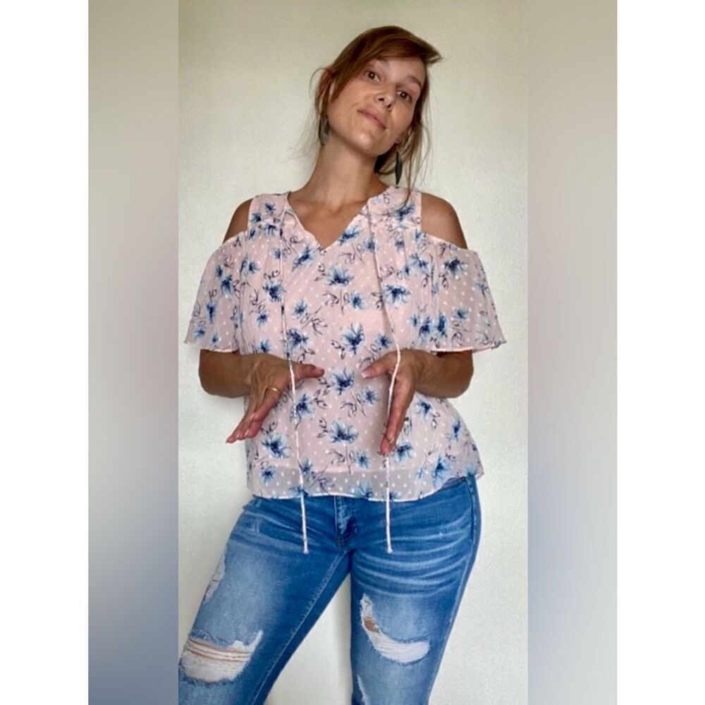 Moon River Top Cold Shoulder Pink Floral Appliqué Blouse